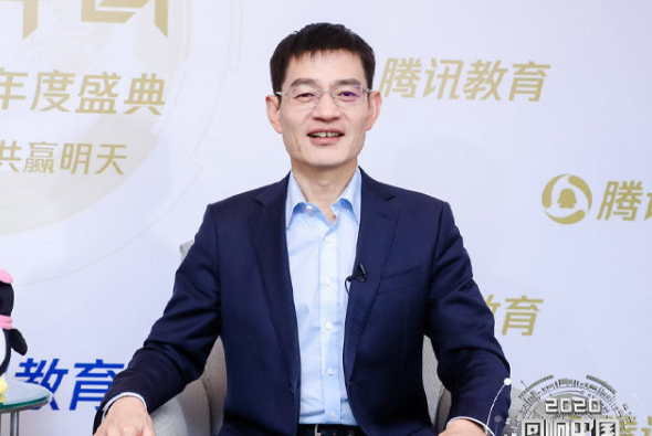 回響中國教育盛典報道 | 騰訊教育年度盛典社科賽斯李發進：考研路上，做有溫度的陪跑者