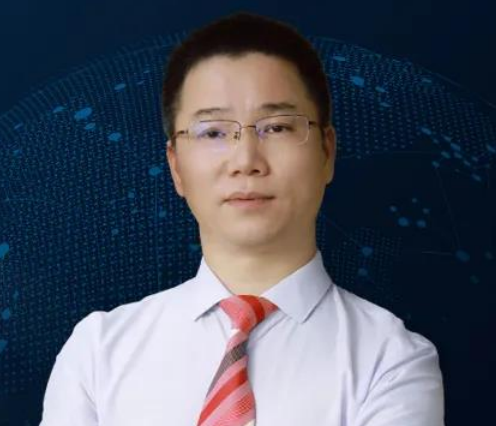 華南理工大學(xué)經(jīng)濟與金融學(xué)院?副院長孫堅強為中國MBA教育30周年致賀詞