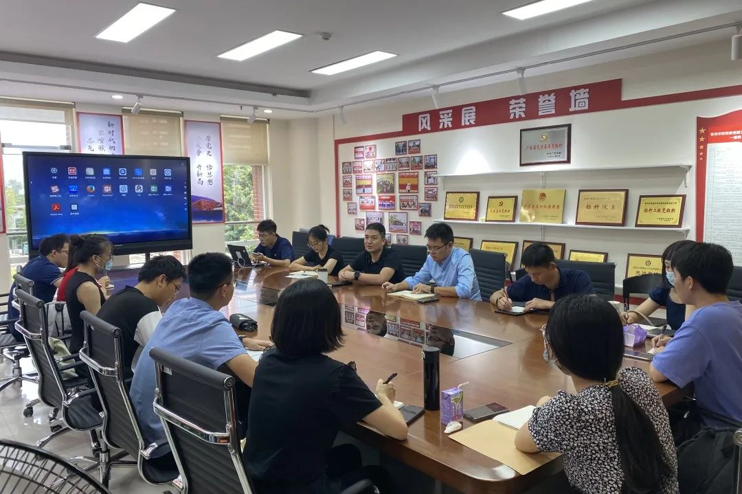 薪火相傳，爭先創(chuàng)優(yōu) | 暨南大學管理學院研究生工商管理黨支部成功舉辦新老學生見面會