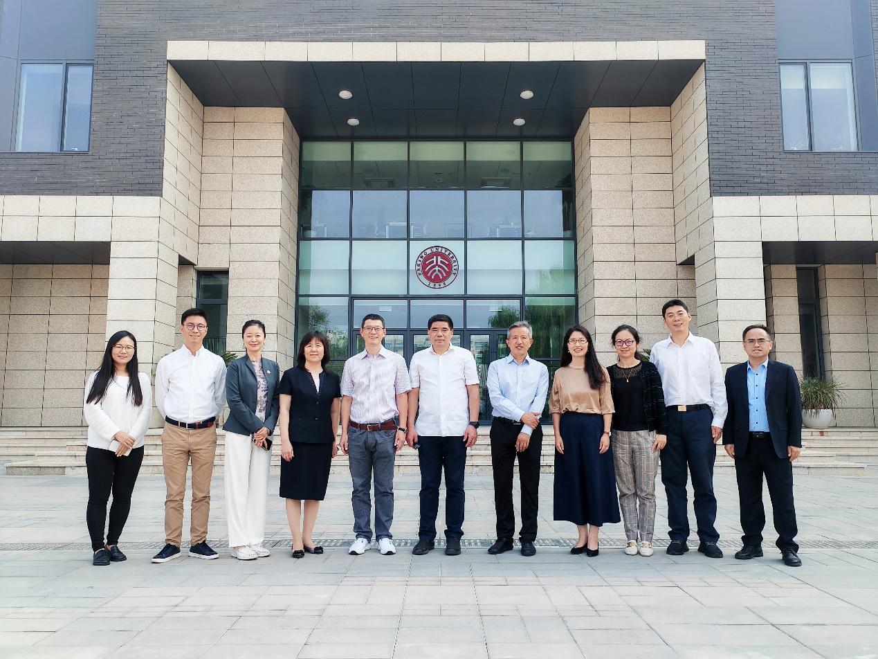中國政法大學商學院院長商文江一行調研北京大學國家發展研究院