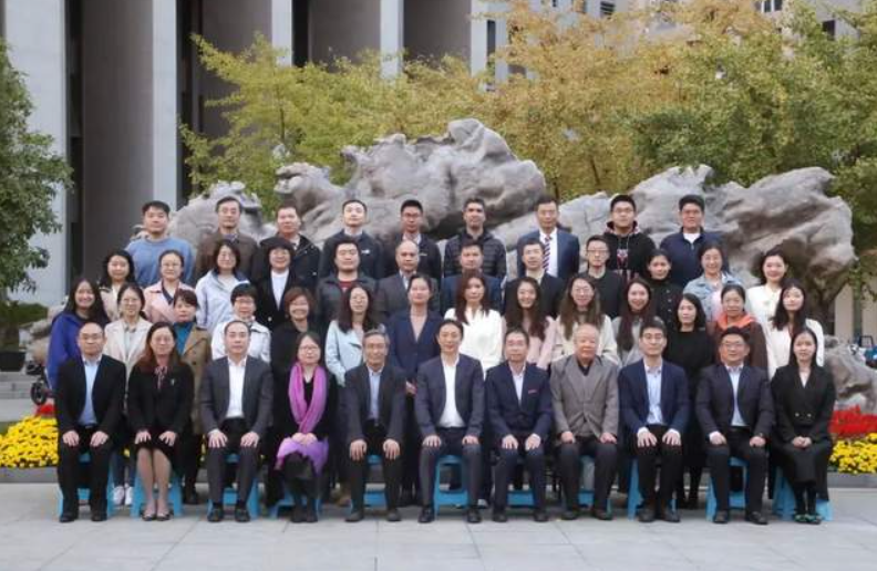  南京航空航天大學經濟與管理學院舉行“華瑞·翠屏學者”計劃捐贈儀式