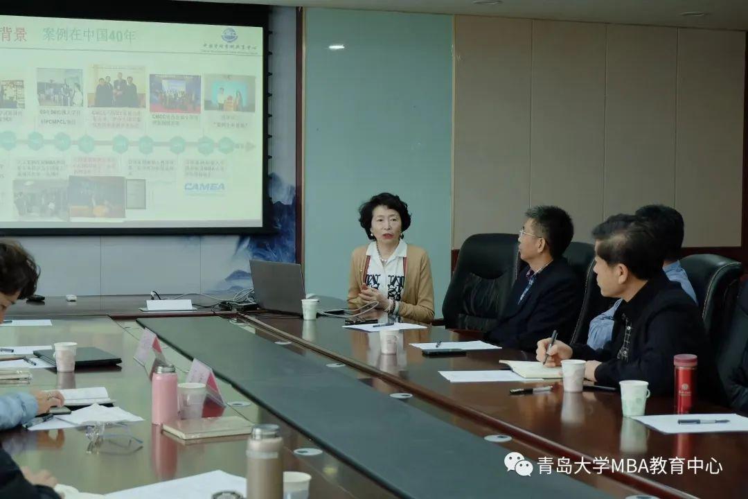 全國(guó)工商管理專業(yè)學(xué)位研究生教育指導(dǎo)委員會(huì)秘書處辦公室主任王萍、中國(guó)管理案例中心主任王淑娟蒞臨商學(xué)院指導(dǎo)工作