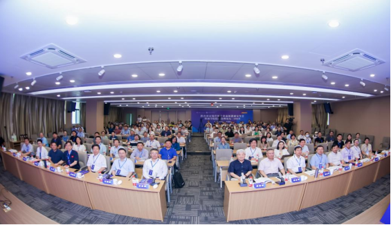 湖南工業(yè)大學 王歡芳院長帶隊參加教育部市場營銷專業(yè)虛擬教研室年會暨商學院院長高峰論壇