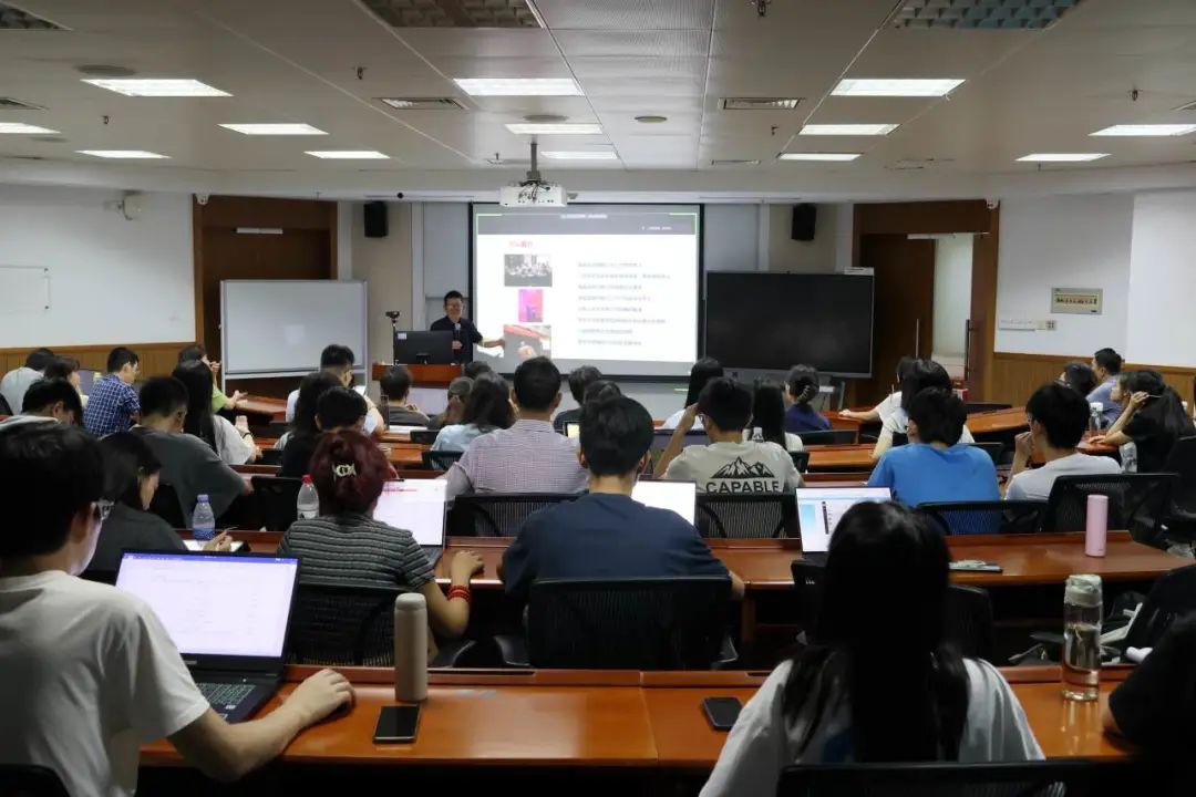 講座回顧 | 中山大學嶺南學院金融保險系列講座：傳統保險企業的轉型升級