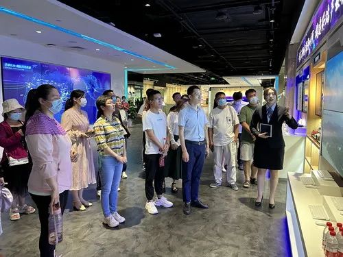 首都經濟貿易大學MBA移動課堂第三十四期——訪問中國聯通