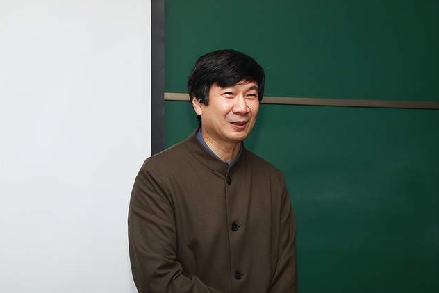 首經(jīng)貿(mào)工商管理學院MBA金臺論壇（第104期） ——綠色和數(shù)字化雙轉(zhuǎn)型重塑中國產(chǎn)業(yè)結(jié)構(gòu)