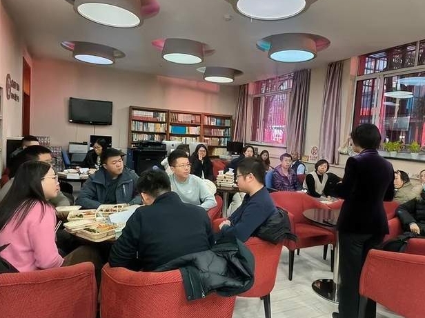 交流促心聲，共話新發(fā)展——首經(jīng)貿(mào)MBA學生座談會成功召開