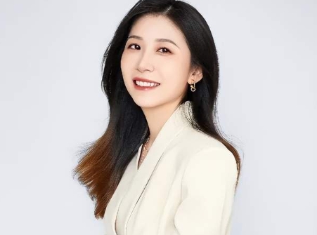 致敬她力量｜即刻轉身，化繭為蝶，且看華理MEM的“工科女神”！