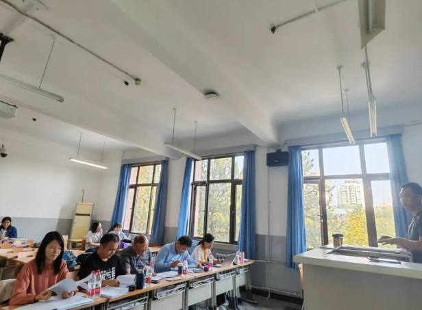 北京建筑大學城市管理與經濟學院成功舉辦23級MBA/MEM學位論文開題答辯會