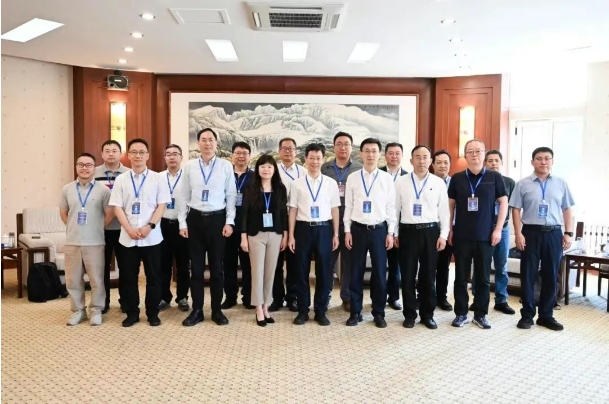高質量發展引領中國式現代化論壇在遼寧大學召開