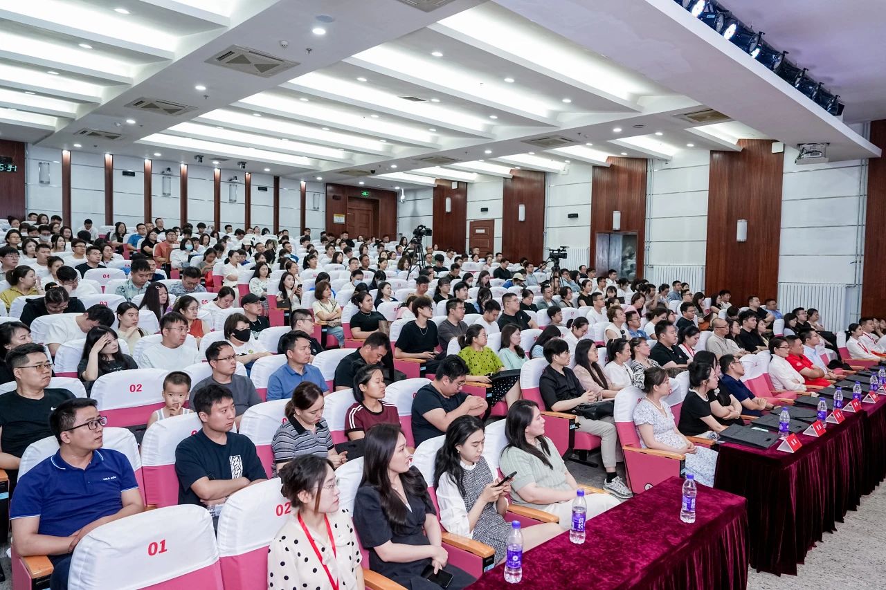 “潤身淑世 創贏未來”2026年南開大學商學院專業學位項目招生政策發布會，進無止境，即刻啟程！