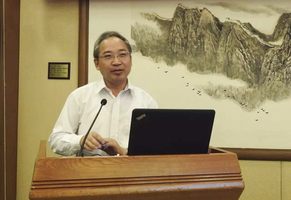 王瑞華院長作主題發言.jpg