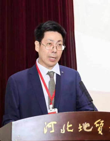王漢新